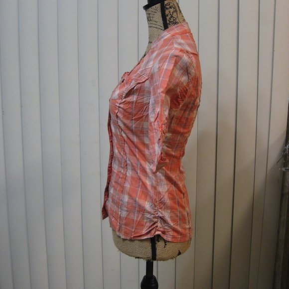 NWT Guess red white plaid logo shirt top XS extra small - Picture 3 of 8